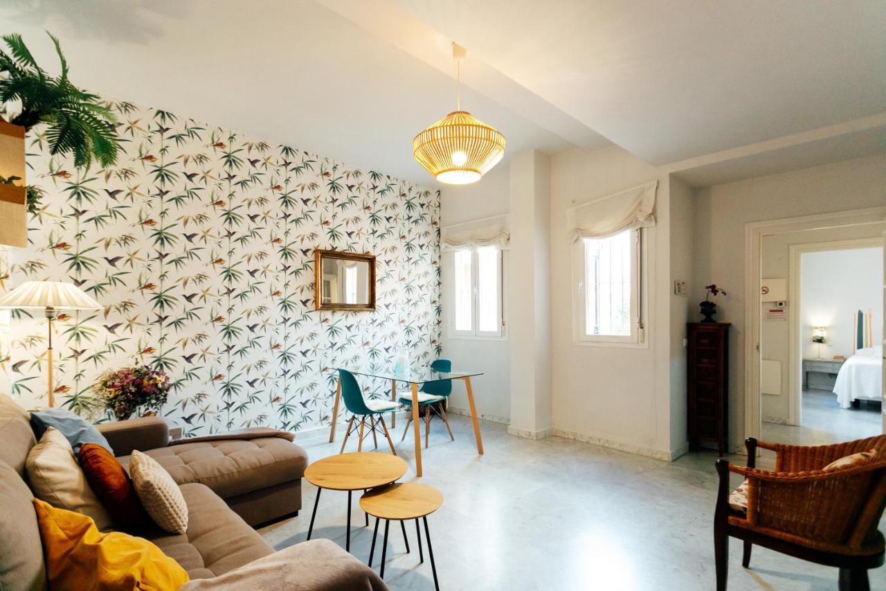 Chic By The Cathedral Appartement Sevilla Buitenkant foto