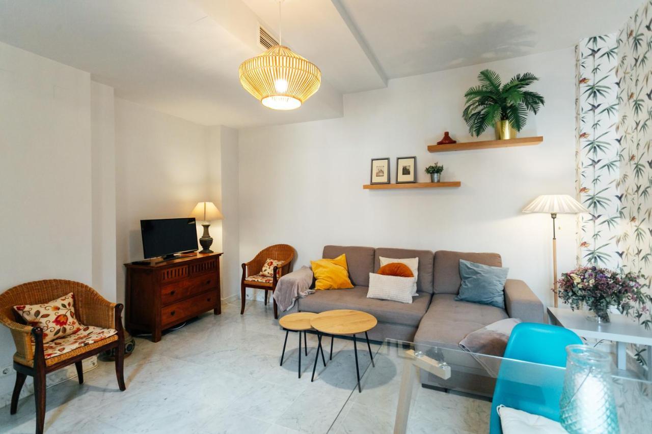 Chic By The Cathedral Appartement Sevilla Buitenkant foto