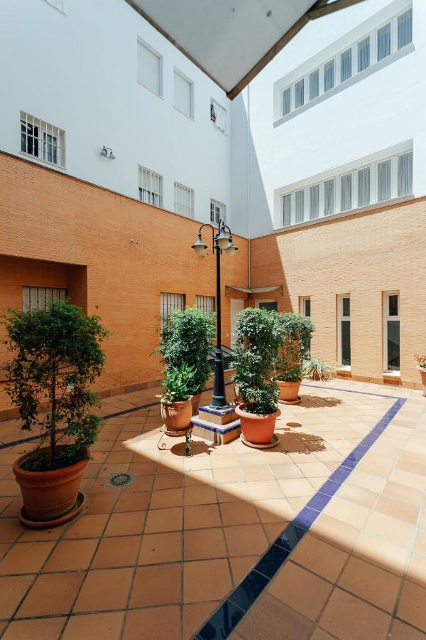 Chic By The Cathedral Appartement Sevilla Buitenkant foto