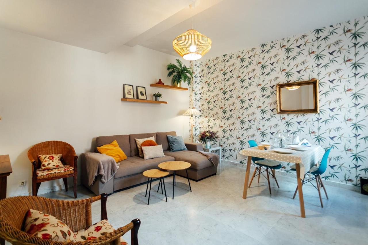 Chic By The Cathedral Appartement Sevilla Buitenkant foto