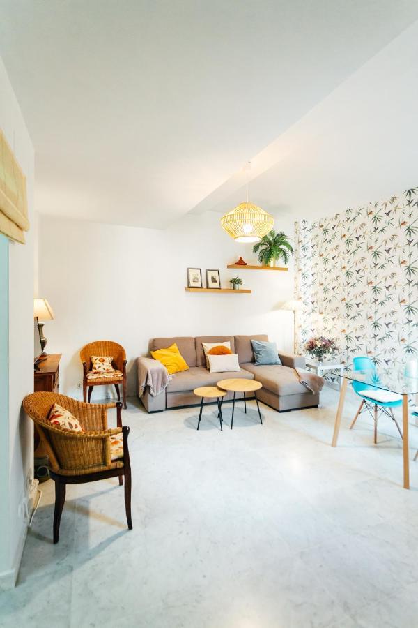 Chic By The Cathedral Appartement Sevilla Buitenkant foto