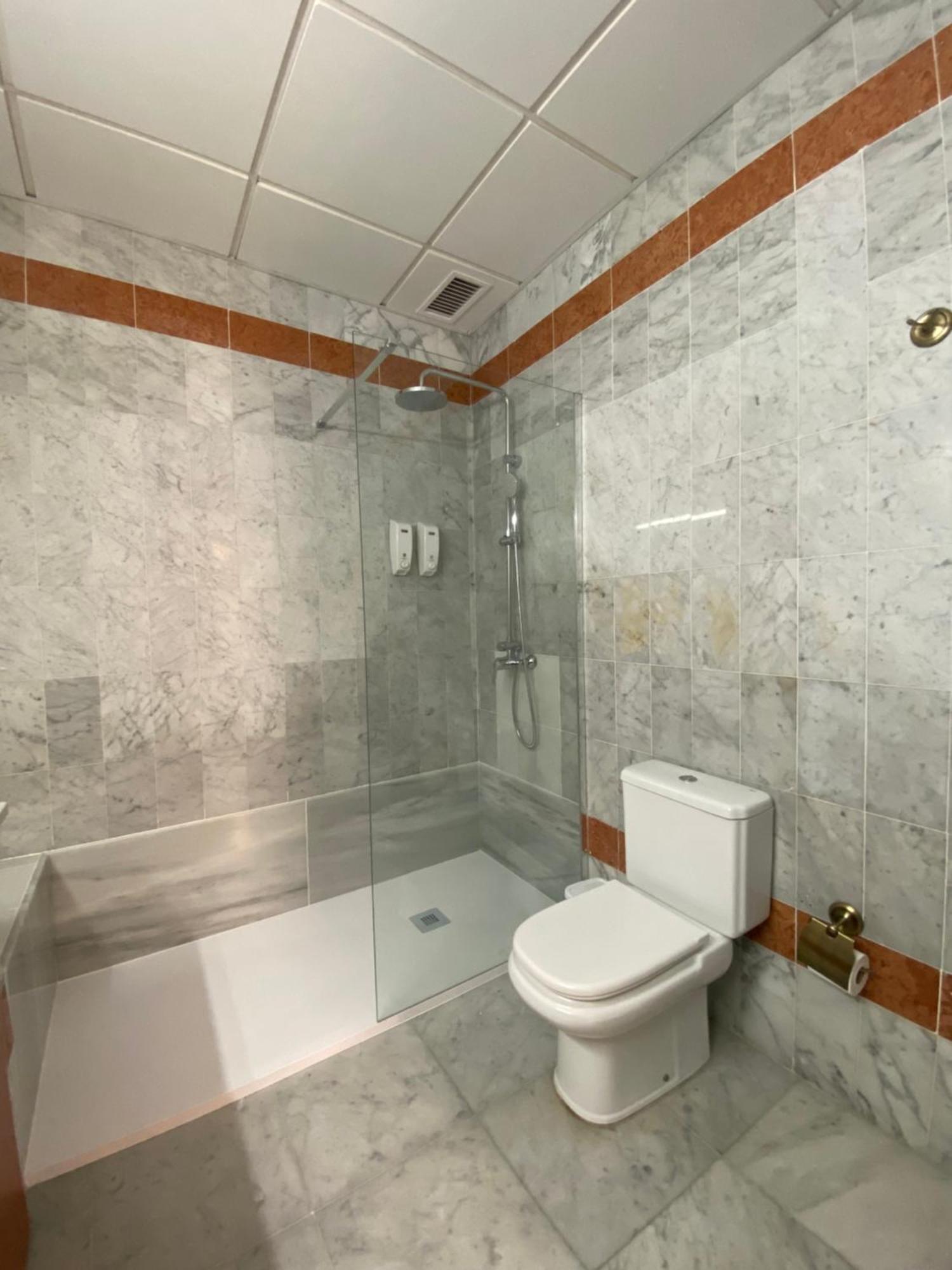 Chic By The Cathedral Appartement Sevilla Buitenkant foto
